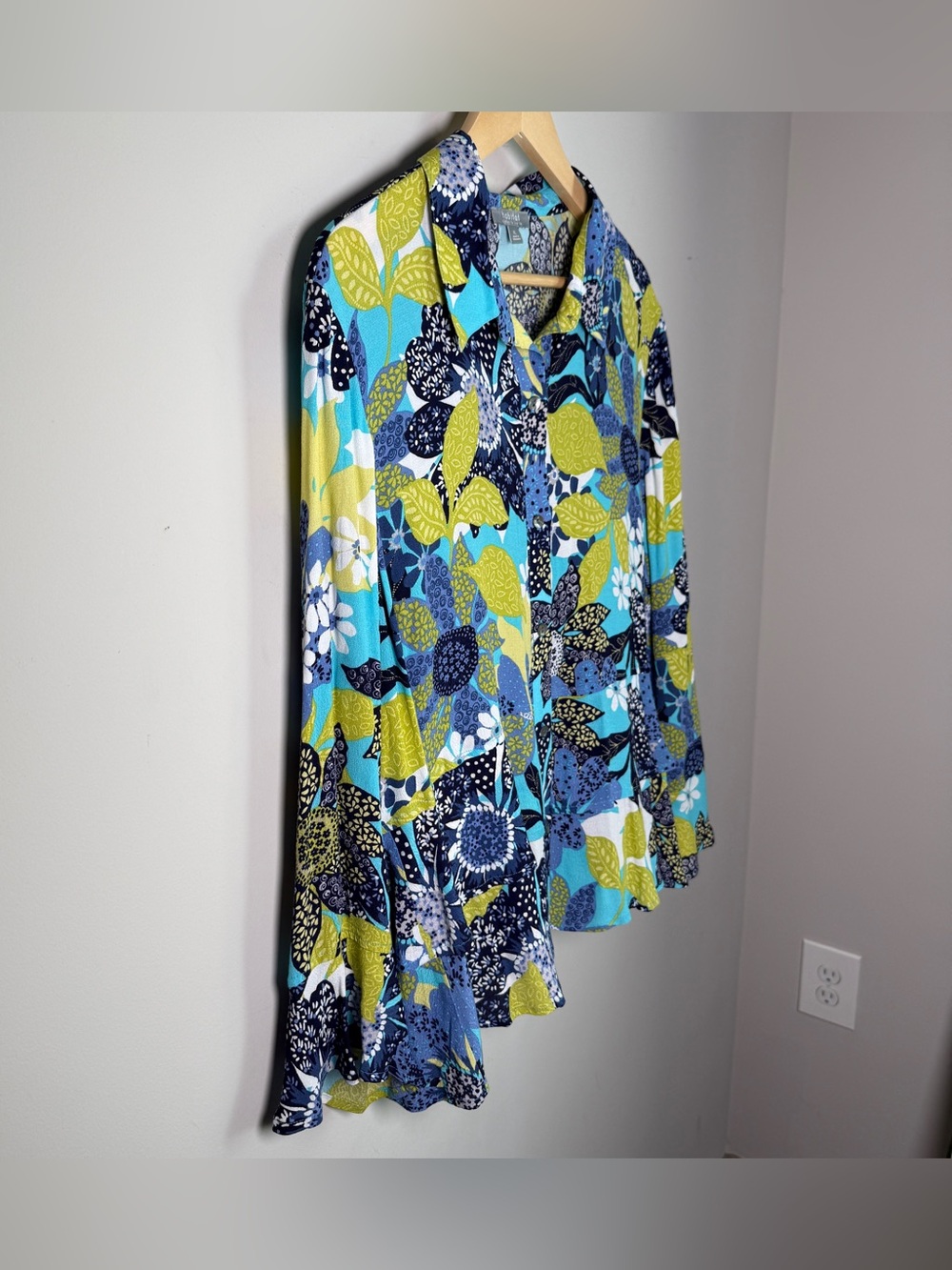 Habitat Floral Bell Sleeve Ruffle Hem Blouse | Size XL | Lagenlook Boho Artsy - Picture 2 of 12